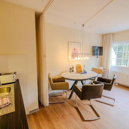 Haus Bielefeld 32a * 노르데메이